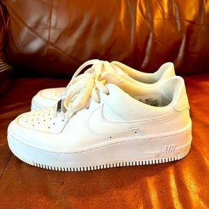 Nike Air Force 1 Sage Low Women's Shoe